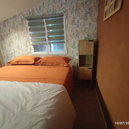 Chambre Au Coeur Du Luberon Bed & Breakfast Céreste Екстериор снимка